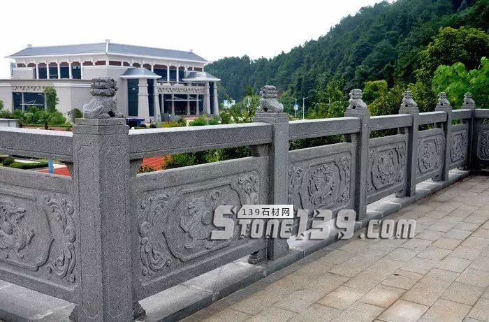 石材欄桿石柱，彰顯現代建筑裝飾的魅力