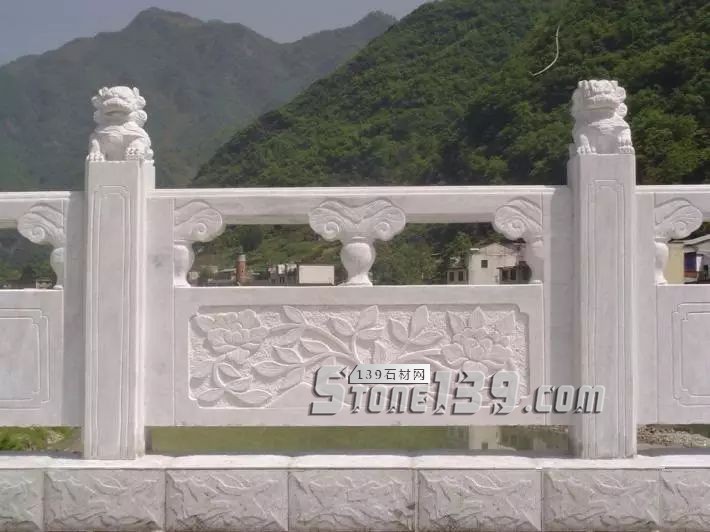 石材欄桿石柱，彰顯現代建筑裝飾的魅力