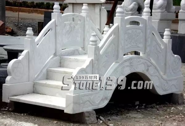 石材欄桿石柱，彰顯現代建筑裝飾的魅力