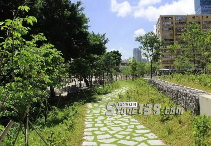 創意景觀設計,石材嵌草鋪裝惹人醉