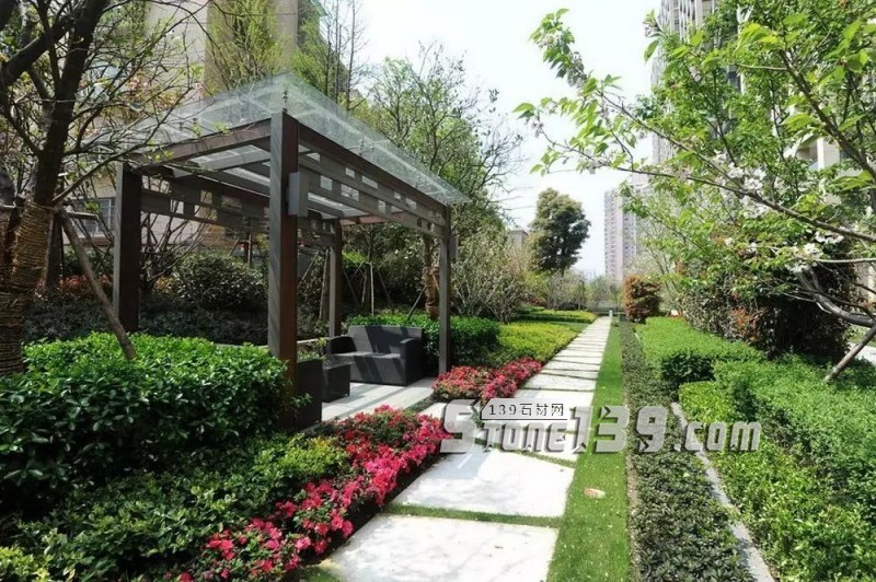 創意景觀設計,石材嵌草鋪裝惹人醉