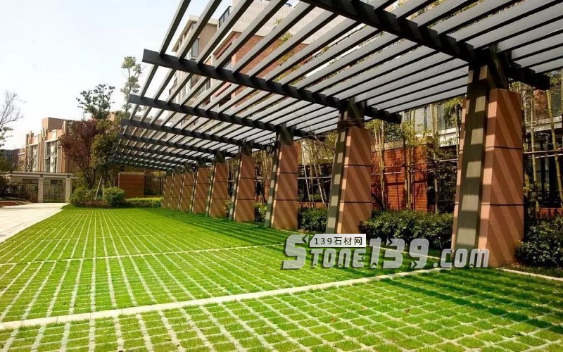 創意景觀設計，石材嵌草鋪裝惹人醉