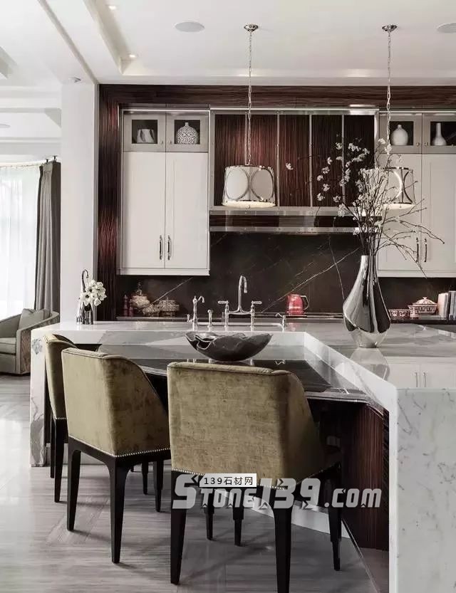 大理石是奢宅不可缺的元素 即走在豪宅領域最前沿的設計