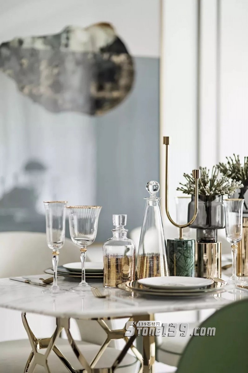 大理石與金屬搭配的裝飾 感受下自然現代風