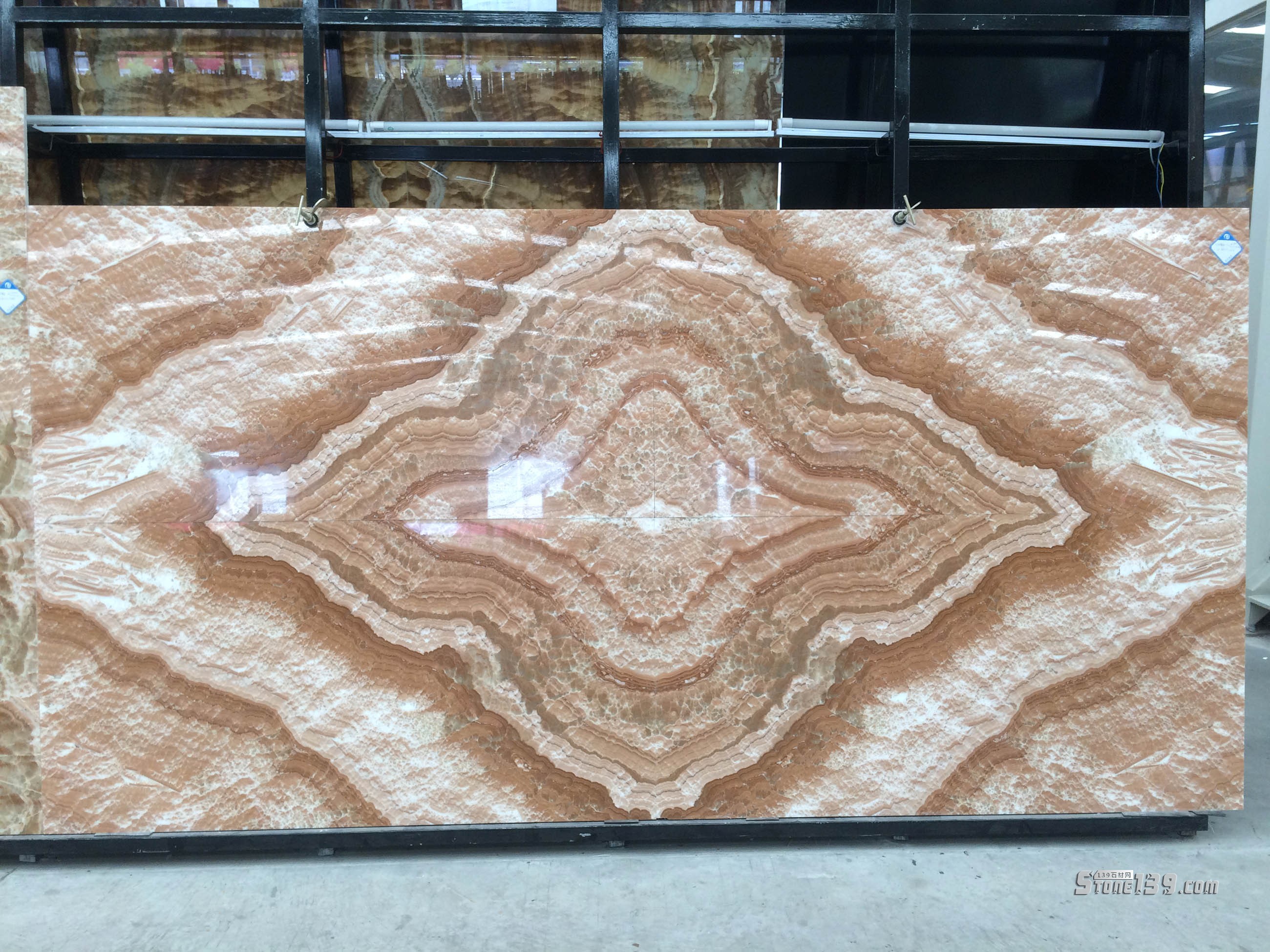 孔雀玉大理石介紹 孔雀玉透光大理石