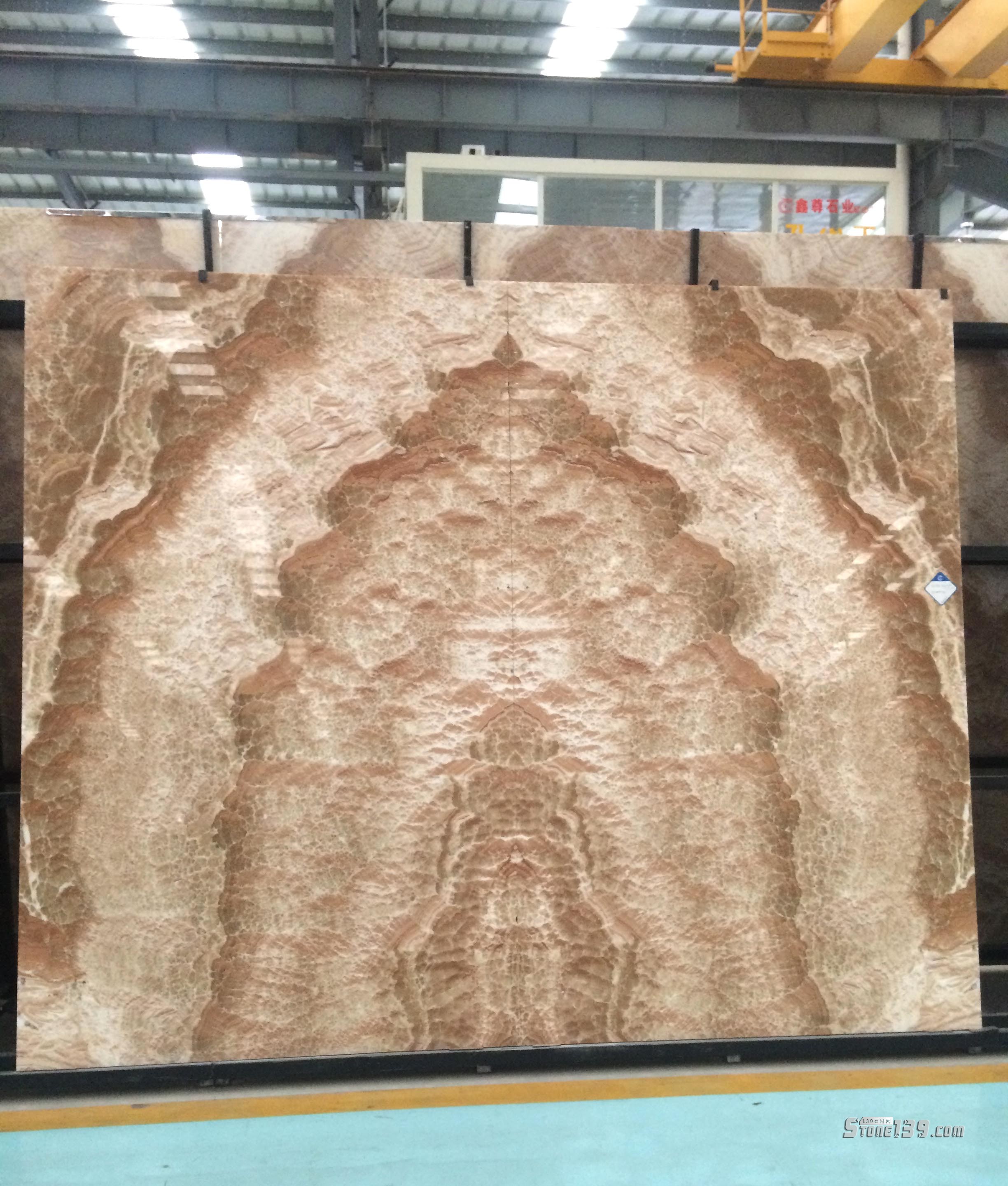 孔雀玉大理石介紹 孔雀玉透光大理石