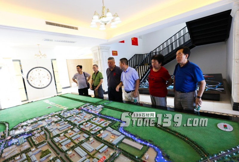 中國石材協會考察組為麻城石材產業發展把脈！