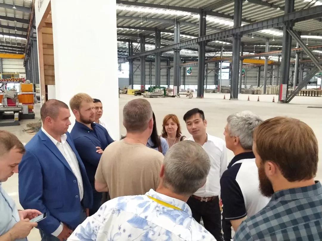 俄羅斯聯邦卡累利阿自治共和國代表團訪問福建水頭花崗巖采集平臺