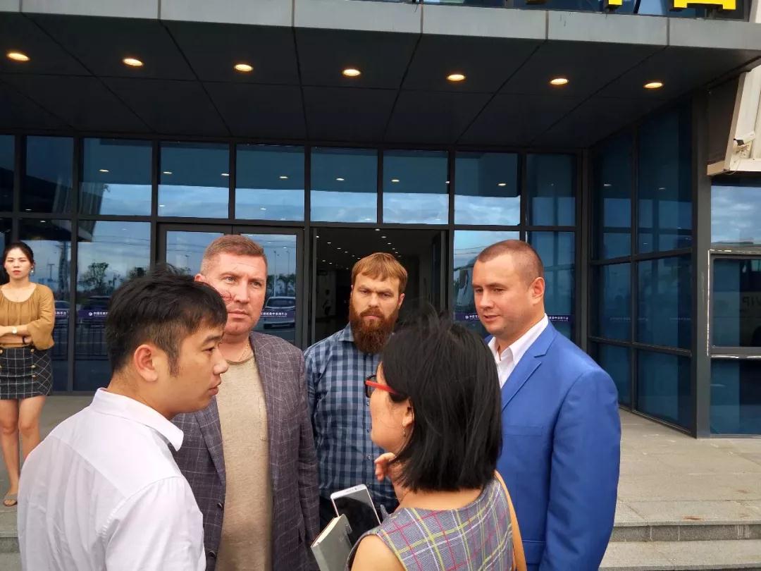 俄羅斯聯邦卡累利阿自治共和國代表團訪問福建水頭花崗巖采集平臺