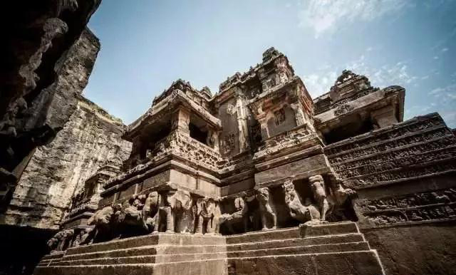世界上最大的巖石雕刻寺院石窟建筑 印度石雕刻寺院石窟建筑