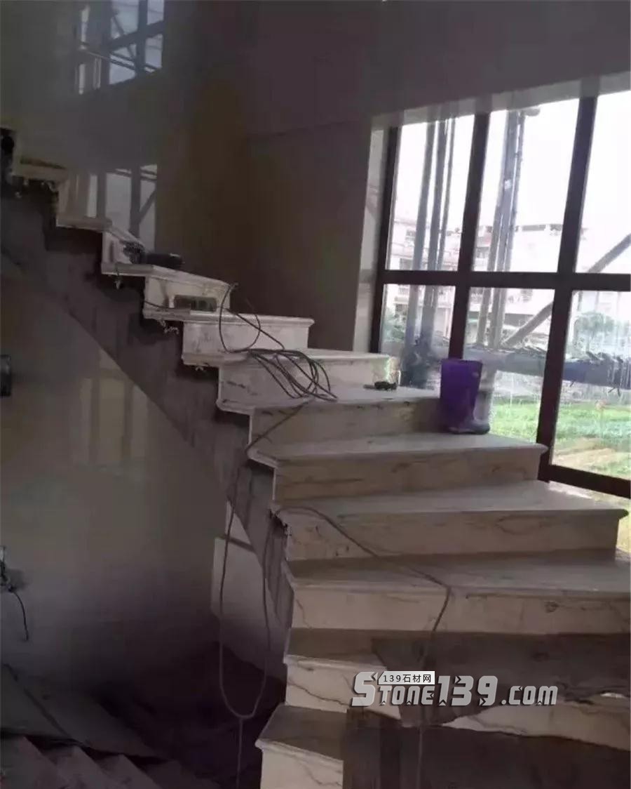 為什么旋轉樓梯一定要用石材？