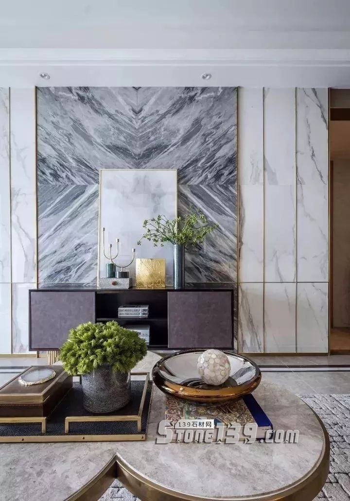 大理石+黃銅的墻面裝飾應用案例