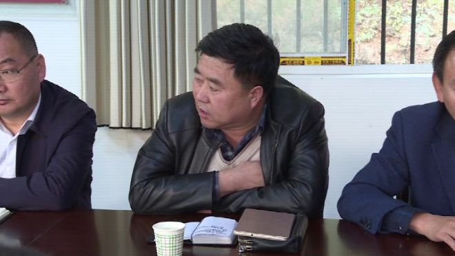 陜西省延川縣就采石場、碎石場、采砂場專項整治召開座談會