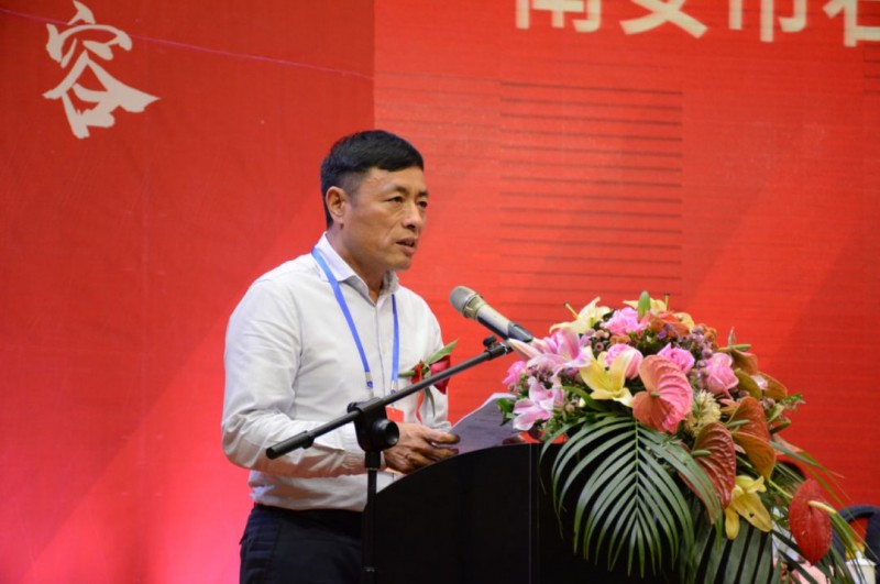 南安市石材機械輔料產業聯合會舉行成立大會,李群生當選會長