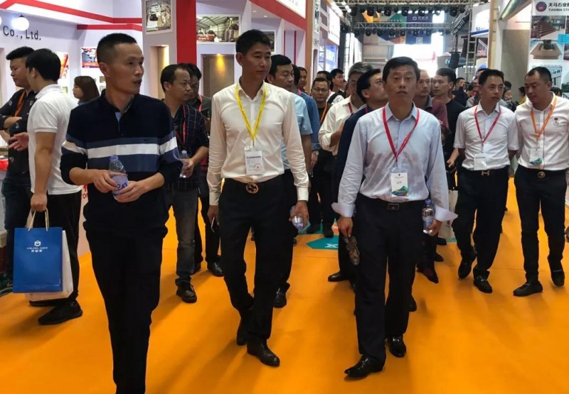 麻城市委副書(shū)記、市長(zhǎng)蔡緒安蒞臨第十九屆中國(guó)（南安）水頭國(guó)際石材博覽會(huì)