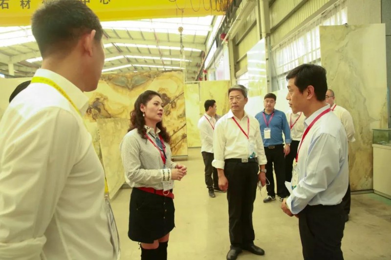 麻城市委副書(shū)記、市長(zhǎng)蔡緒安蒞臨第十九屆中國(guó)（南安）水頭國(guó)際石材博覽會(huì)