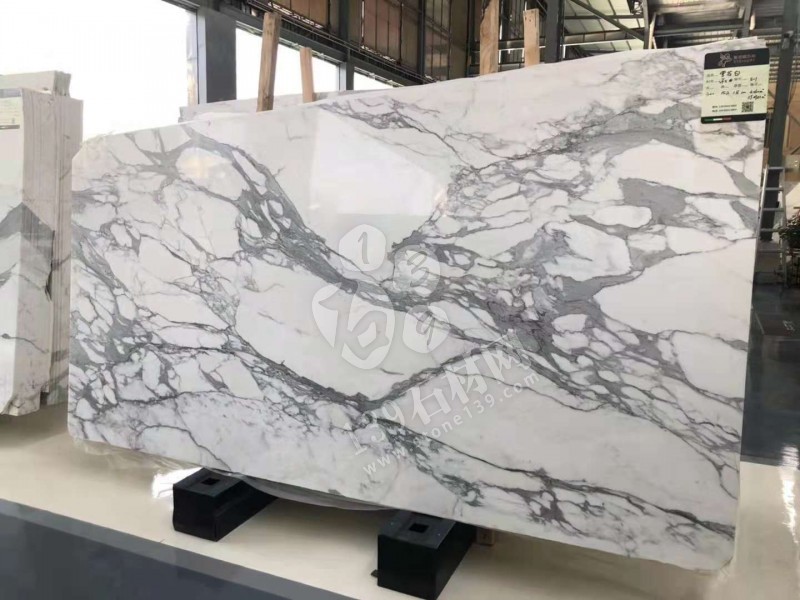 魚肚白和雪花白大理石