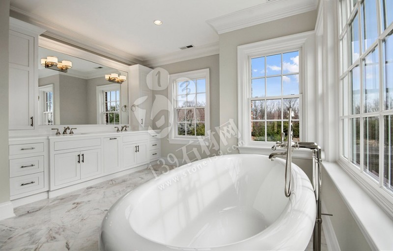 這樣的大理石衛浴 讓沐浴成為一件快樂的事情