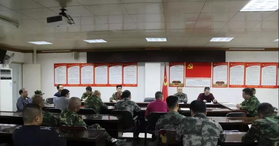 南安市洪梅鎮(zhèn)26家石材加工廠進(jìn)行依法關(guān)停、拆除生產(chǎn)設(shè)備