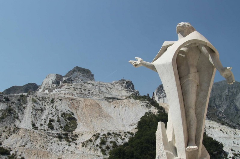 天然白色大理石的分布與形成過程解析