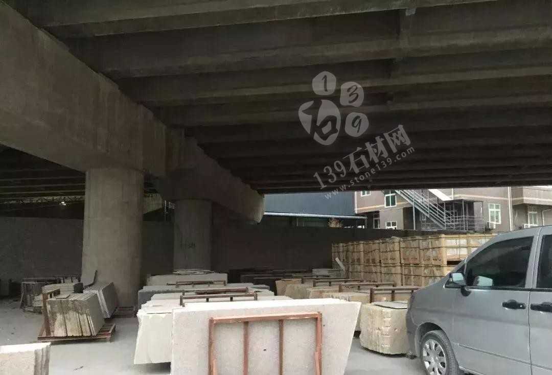 福建南安市石井鎮(zhèn)拆石材廠棚，移石材方料