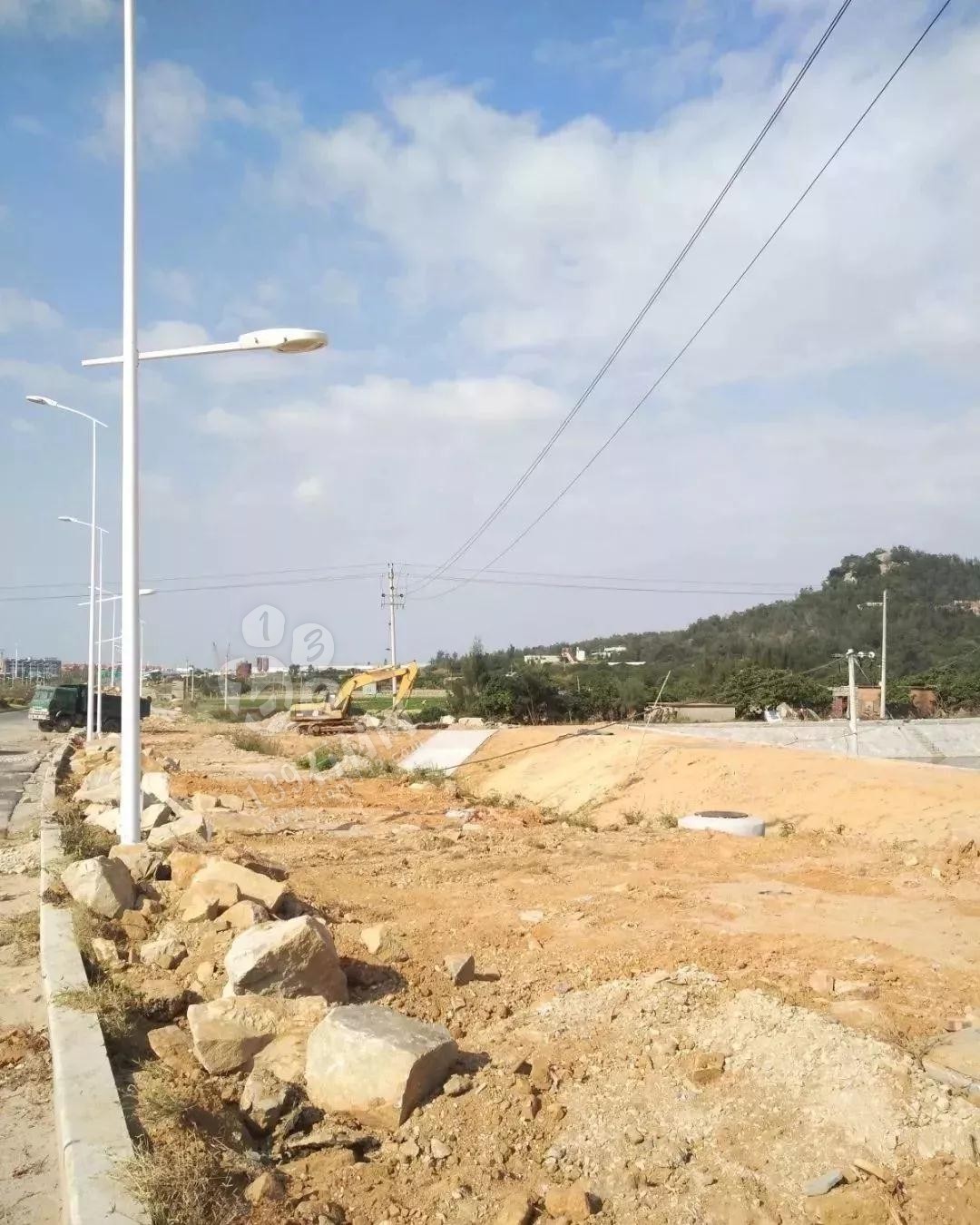 福建南安市石井鎮(zhèn)拆石材廠棚，移石材方料