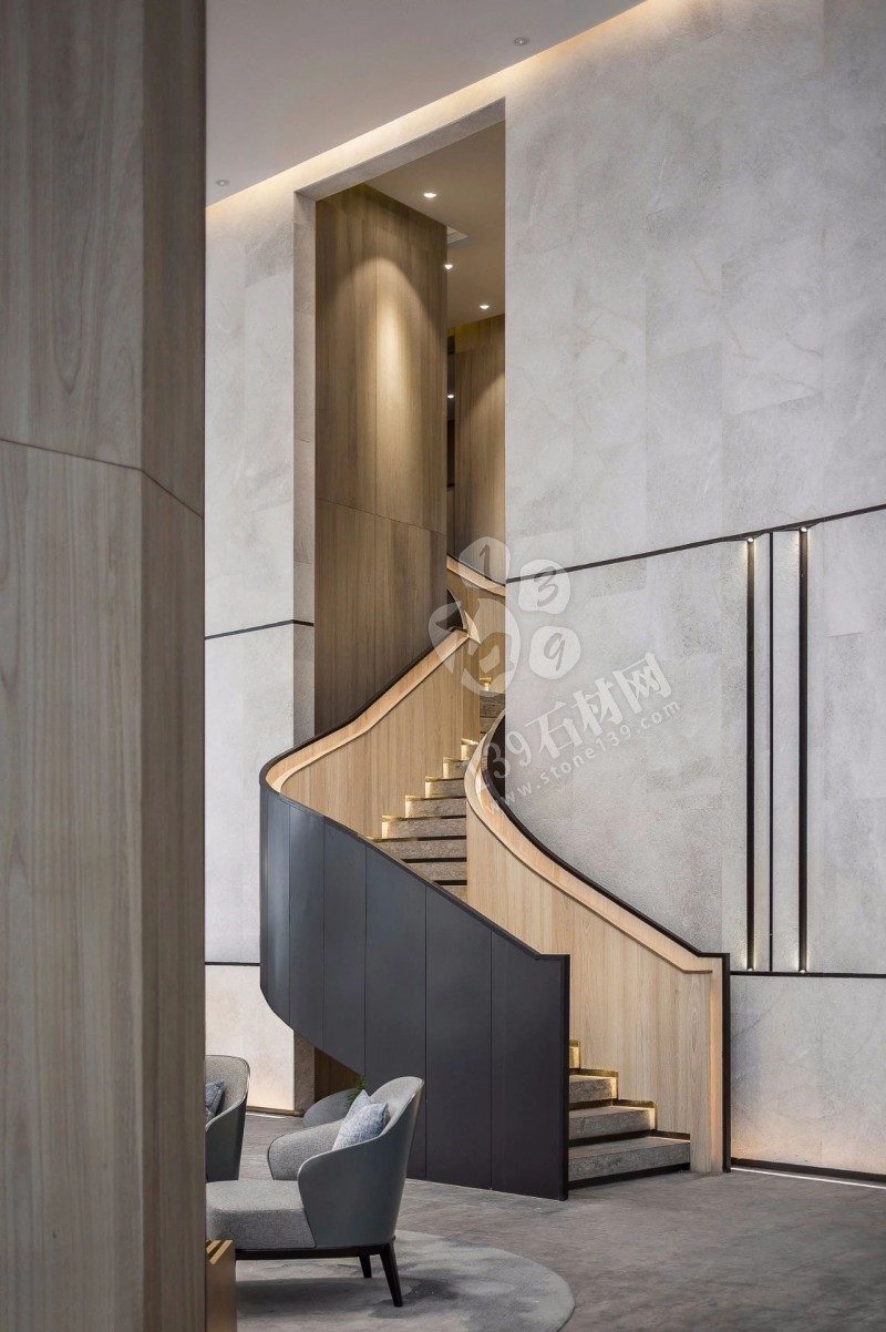 當大理石遇上原木 會擦出怎樣的火花？