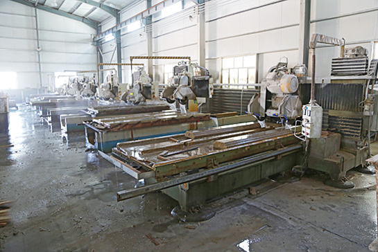 隆重介紹&ldquo;卡拉麥里金&rdquo;花崗巖礦主-新疆萬興卡麥礦業