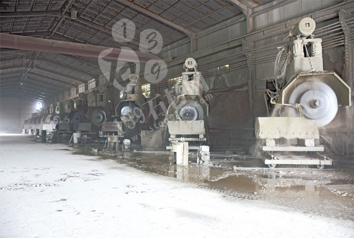 隆重介紹&ldquo;卡拉麥里金&rdquo;花崗巖礦主-新疆萬興卡麥礦業