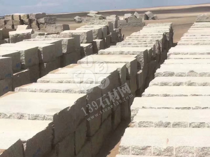 隆重介紹&ldquo;卡拉麥里金&rdquo;花崗巖礦主-新疆萬興卡麥礦業(yè)