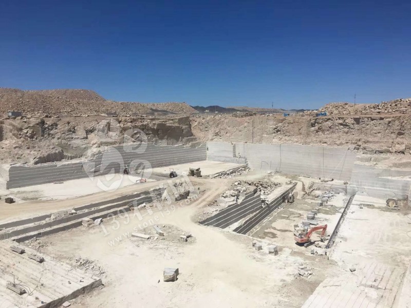 隆重介紹&ldquo;卡拉麥里金&rdquo;花崗巖礦主-新疆萬興卡麥礦業(yè)