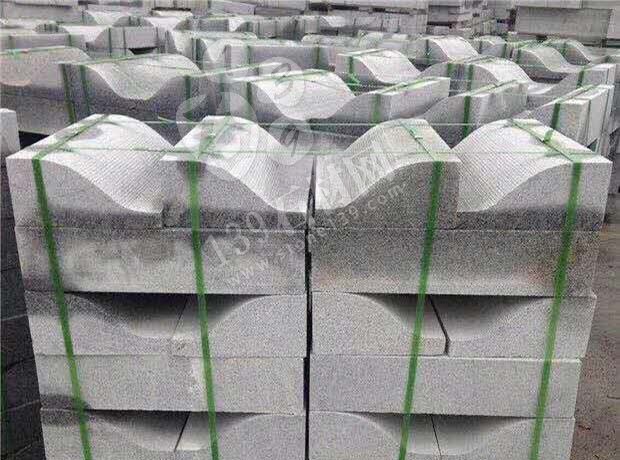 泌陽縣【豐達石材廠】主營河南芝麻白（芝麻灰）路沿石