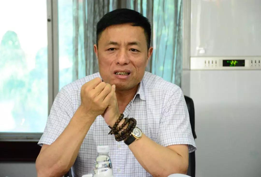 《石材工業“十四五”發展規劃》調研會議在華輝石業股份召開 《石材工業“十四五”發展規劃》調研會議現場