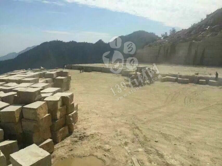 江西宏宇礦業(yè)主營江西新卡麥、加多利金（菊花黃）花崗巖