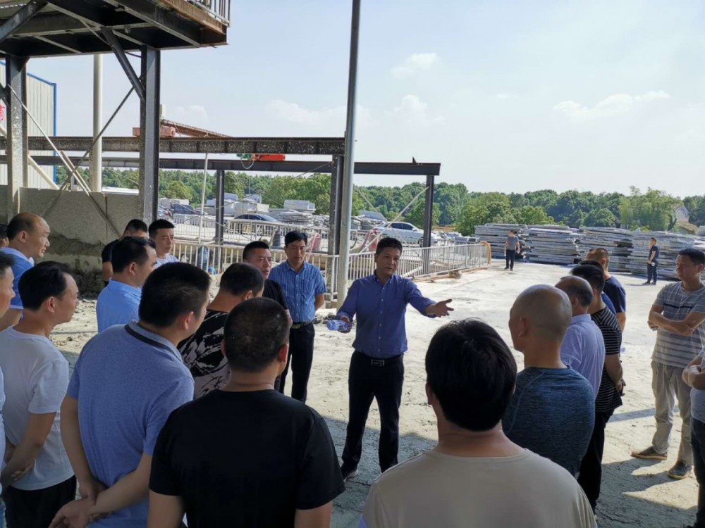 湖南岳陽(yáng)市平江縣伍市鎮(zhèn)（湖南灰麻）召開(kāi)石材綜合整治工作推進(jìn)會(huì)