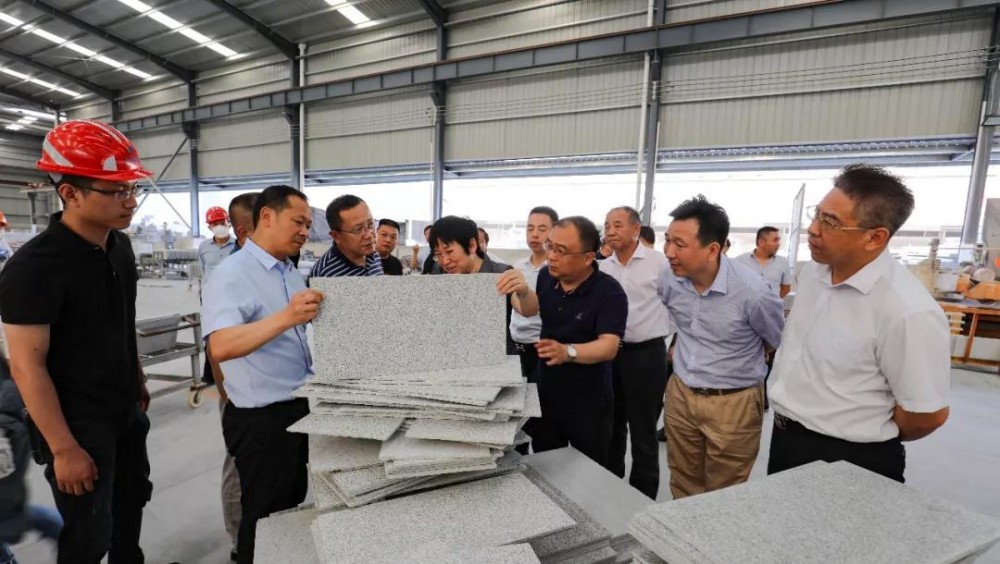 麻城要騰飛了！市政協(xié)黨組書記、主席蒞臨石材園