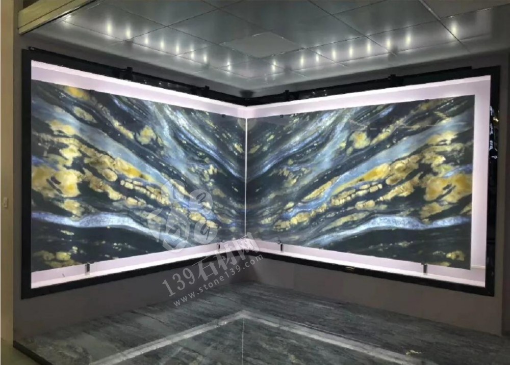 藍水晶奢石(夢幻藍、藍天白云)介紹