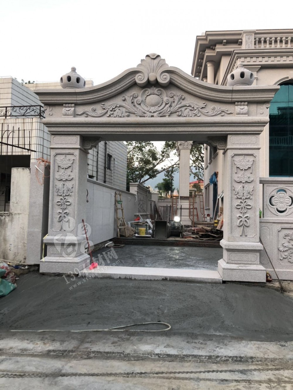 惠安石雕產(chǎn)品國(guó)豪石業(yè)提供