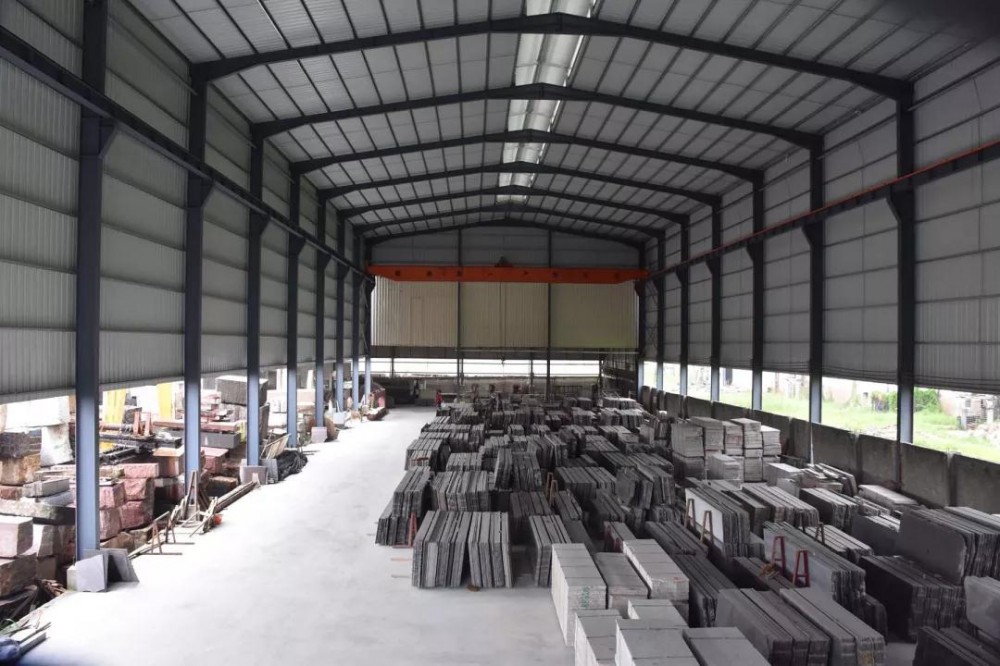 廣東揭陽石材廠受困于無料可切，超過10000平的工程不敢接