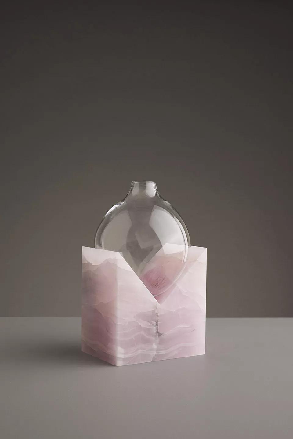 玻璃&石材花瓶：一枝花、一顆石、一種品味