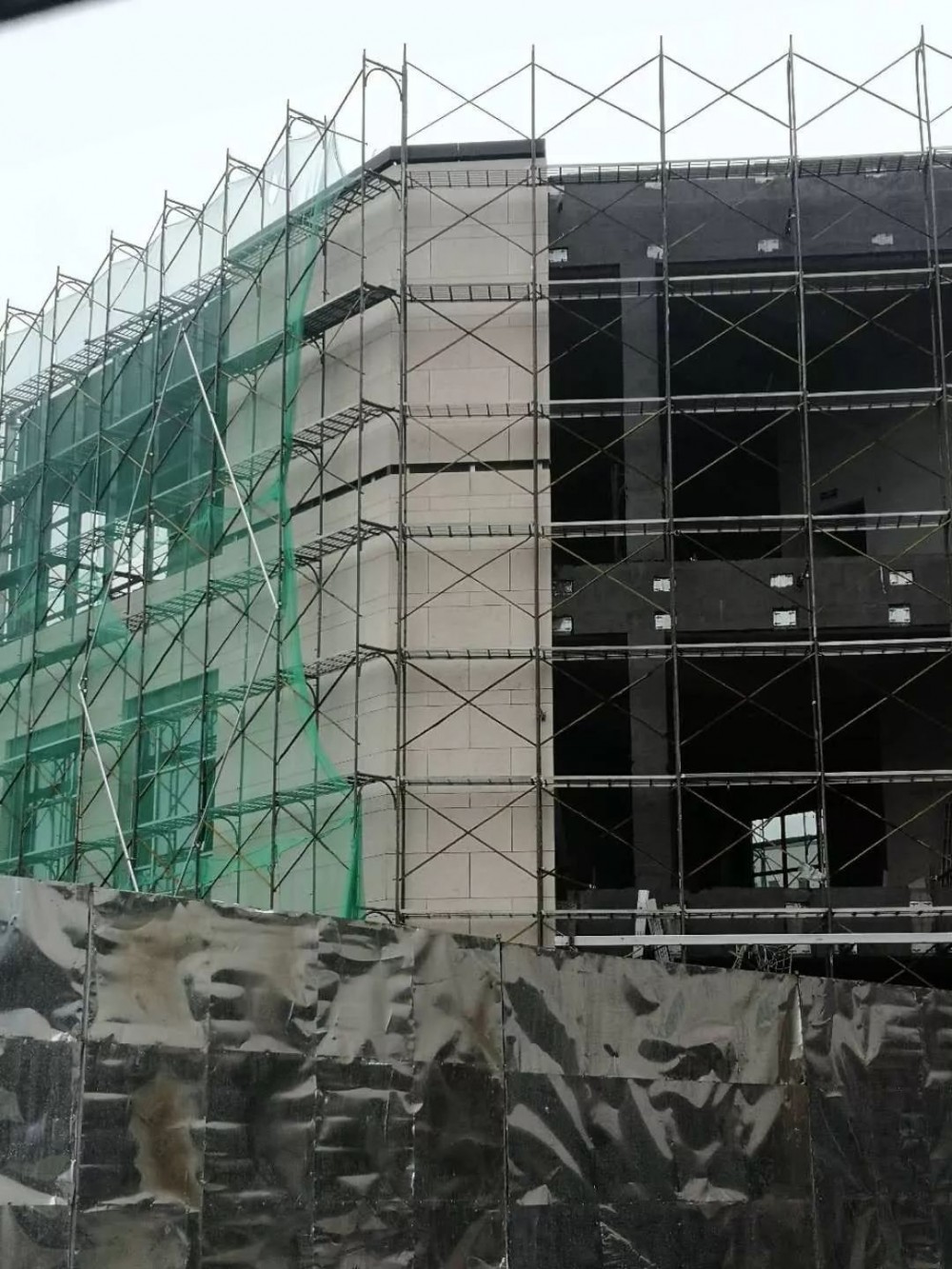 貝魯特（溫莎米黃）大理石外墻裝飾應用案例欣賞