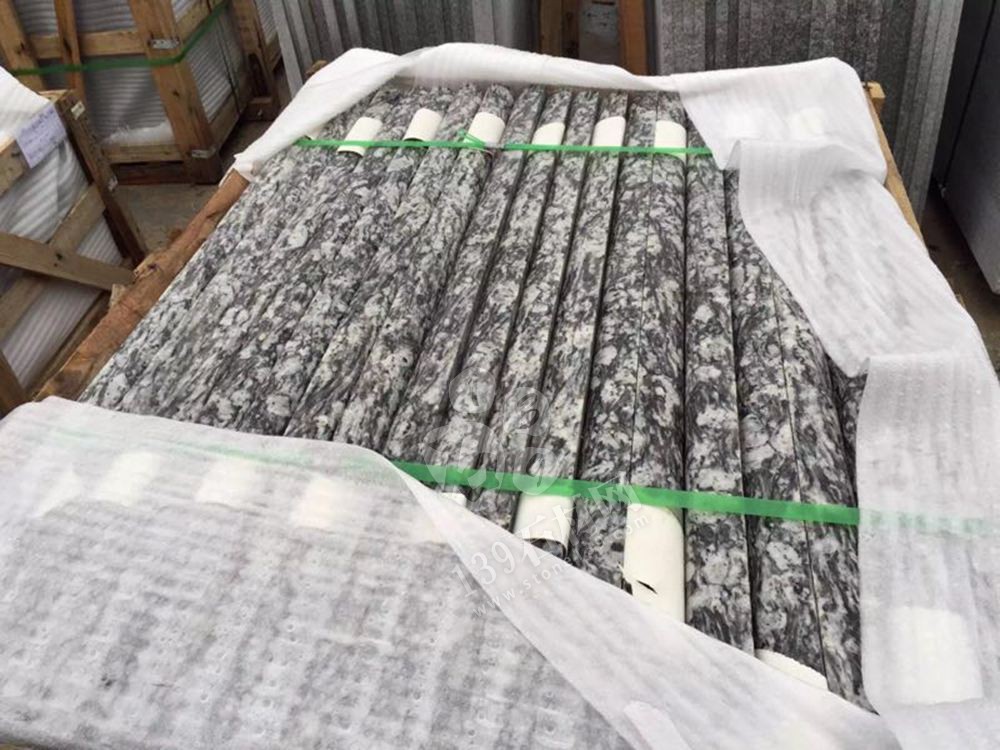 廣東永強石材主營湛江黑,廉江白麻,海浪花(雙稱浪花白),廉江芝麻白、廉江中花、芝麻灰、芝麻黑、海浪花、臺山紅、桂林紅