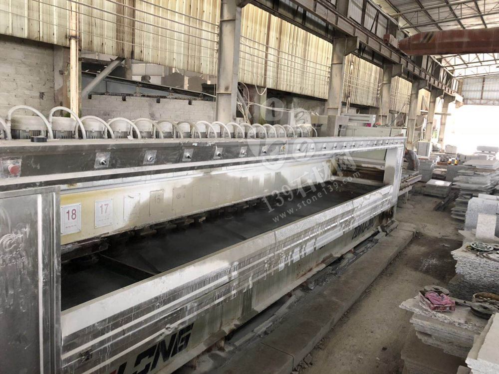 廣東永強石材主營湛江黑,廉江白麻,海浪花(雙稱浪花白),廉江芝麻白、廉江中花、芝麻灰、芝麻黑、海浪花、臺山紅、桂林紅