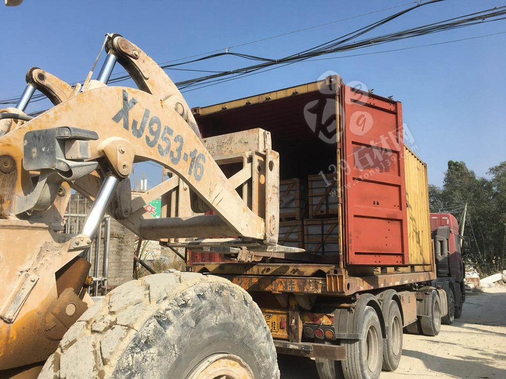 廣東永強石材主營湛江黑,廉江白麻,海浪花(雙稱浪花白),廉江芝麻白、廉江中花、芝麻灰、芝麻黑、海浪花、臺山紅、桂林紅