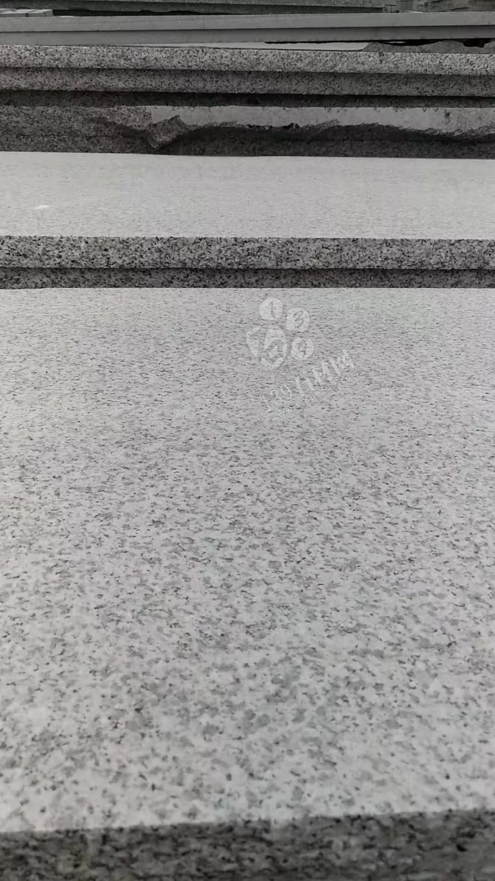 河南舞鋼市白麻（芝麻白）、黃銹石2019最新詳細報價單