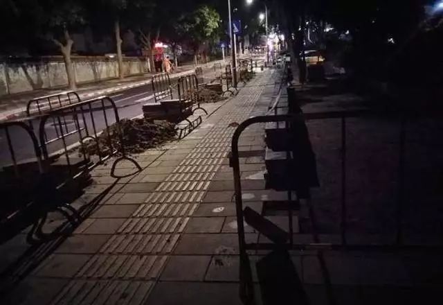 聽(tīng)說(shuō)這一屆工程采購(gòu)人在“封開(kāi)”找到了穩(wěn)定的石材荒料