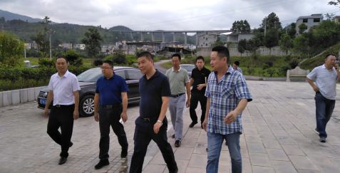 【巨鼎實業】貴州思南縣委副書記、縣長席龍海一行 蒞臨我司參觀調研