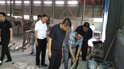 【巨鼎實業】貴州思南縣委副書記、縣長席龍海一行 蒞臨我司參觀調研