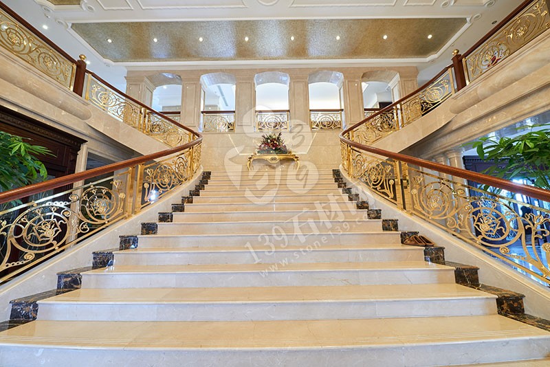 別墅石材樓梯，別墅大理石樓梯裝飾案例