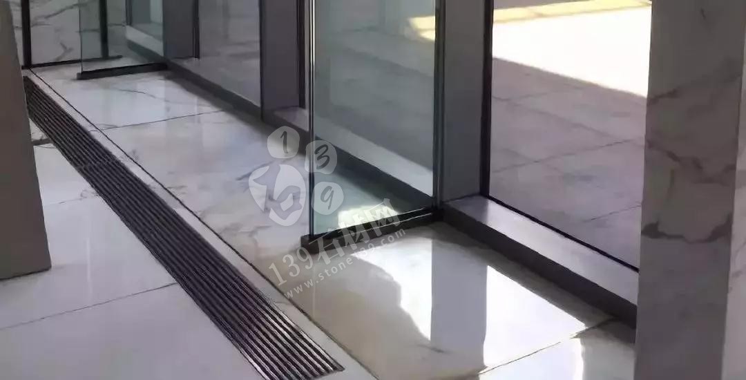 雪花白 雅士白 爵士白 魚肚白 中花白等白色大理石的養護知識